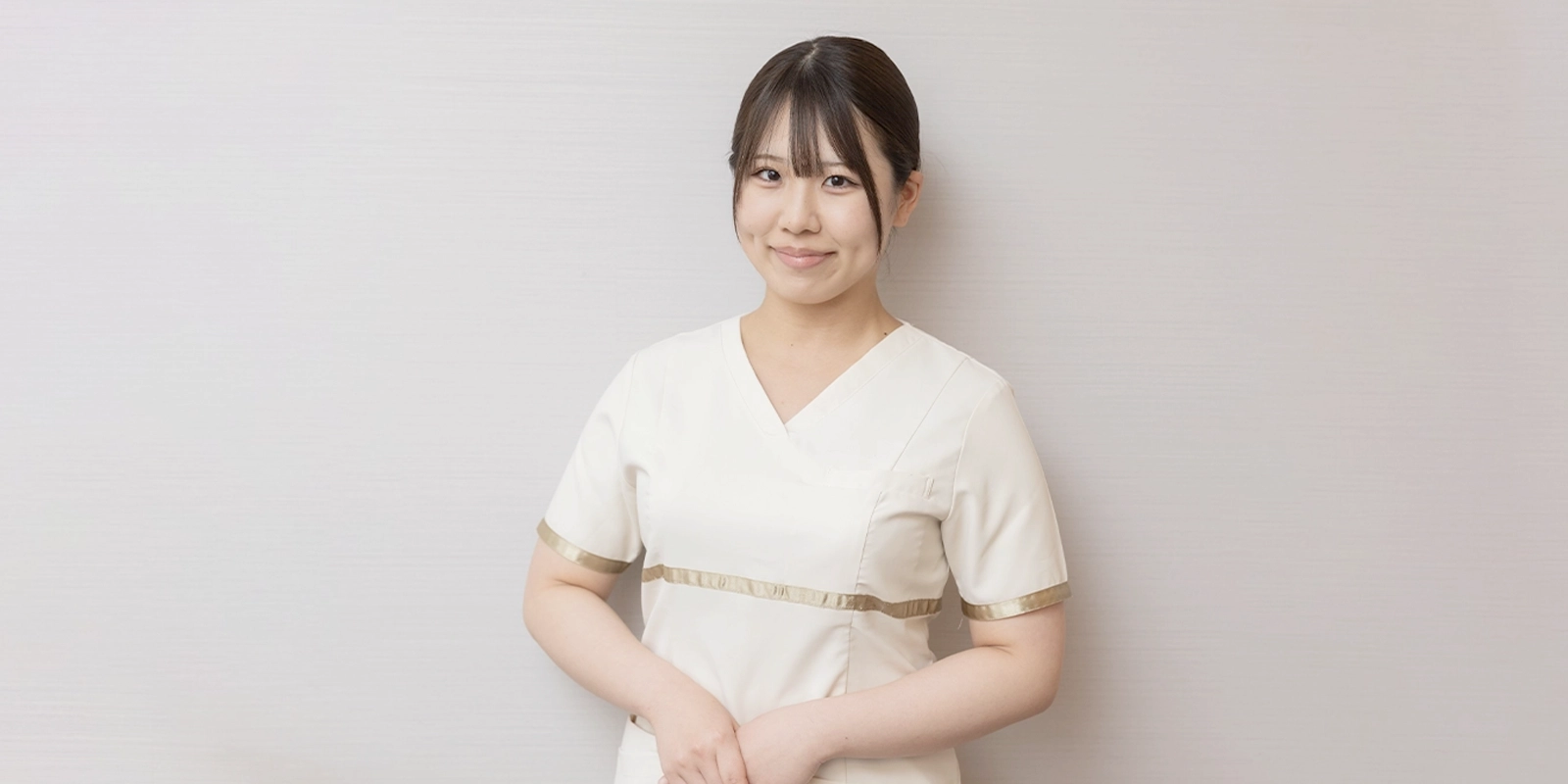山根 麗央