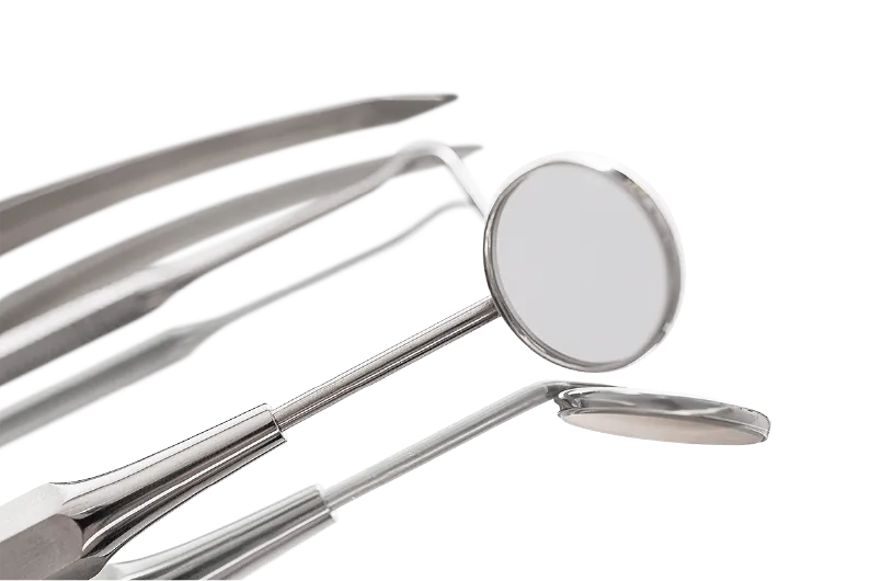 医療費控除を申請すれば、医療費の一部が戻ってきて、税金も安くなります